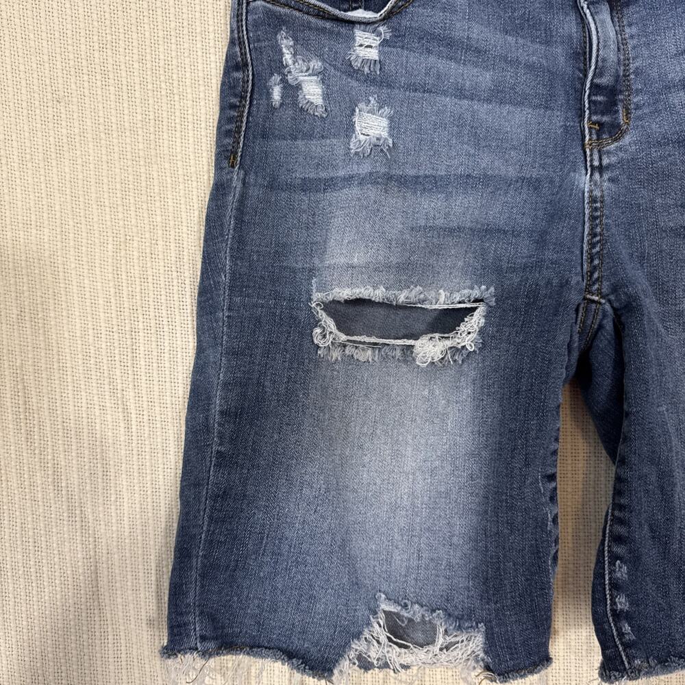 Judy Blue Denim Shorts Womens Large Distressed Raw Hem Stretch Mid Rise - Picture 4 of 10